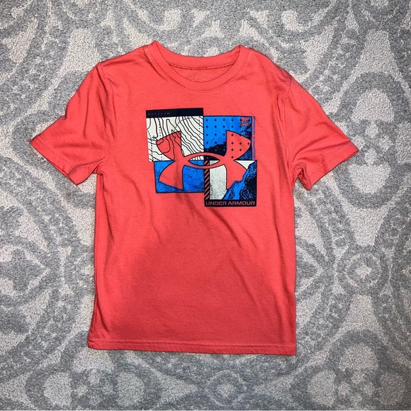Under Armour Other - Under Armour Coral Tee with Blue and Black Design